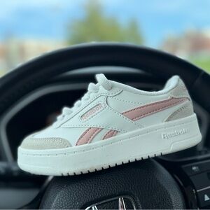 Reebok Kids White and Pink Sneakers NEW